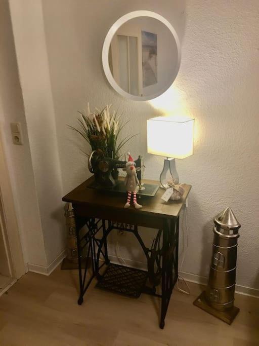 Schoene 2-Zimmerwohnung, 10 Geh-Minuten Zum Strand Timmendorfer Strand Esterno foto